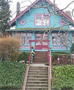 Inn of Twin Gables Bed and Breakfast Seattle