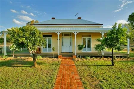 Glen Falloch Farm Cottage Boho South