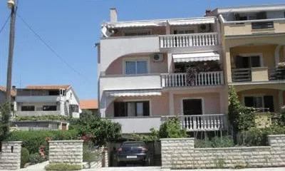 Apartmani Lucija