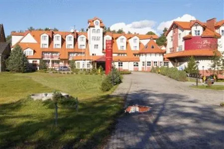 Amber Bay Hotel & Spa