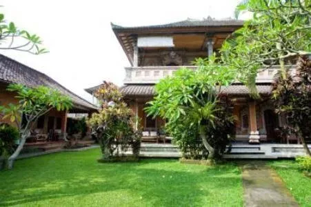 Sunarta Homestay