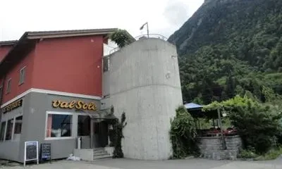 Ristorante Pizzeria con Alloggio Valsole