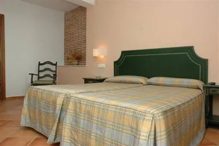 Hostel Dona Lola Marina