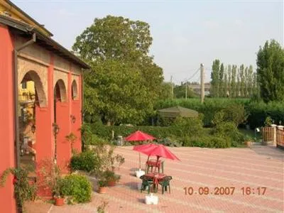 Agriturismo La Fattoria Del Boschetto Hotel