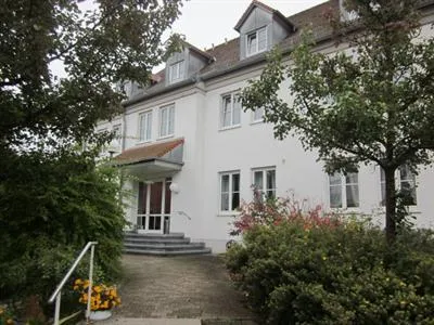 Hotel Gasthof Zur Linde Unterroth