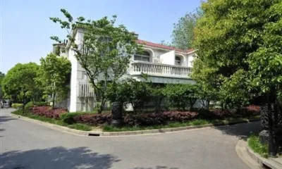 Golden Villa Hotel