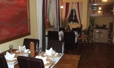 Ternhill Farm House & The Cottage Restaurant