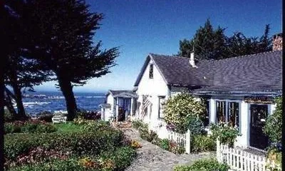 Agate Cove Inn