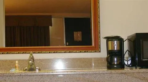 Liberty Inn Waynesboro