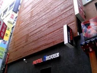 Hotel Y House