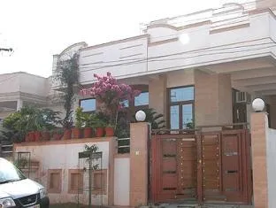 Pink City Home Stay