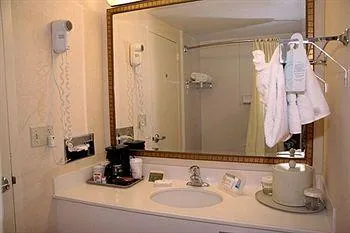 DoubleTree by Hilton Hotel Mahwah