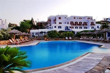 Kamari Hotel Platys Gialos