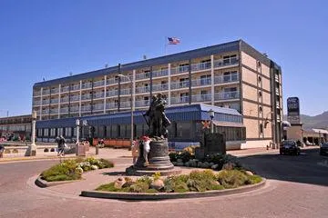 Shilo Inn Seaside Oceanfront