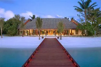 Anantara Dhigu Resort & Spa