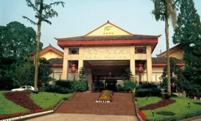 Emeishan Grand Hotel