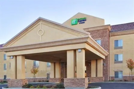 Holiday Inn Express Hotel & Suites Merced