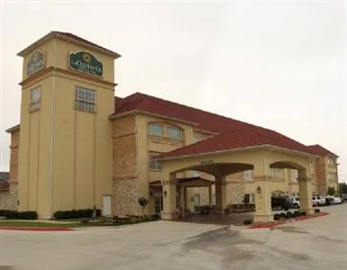 La Quinta Inn & Suites Garland Harbor Point