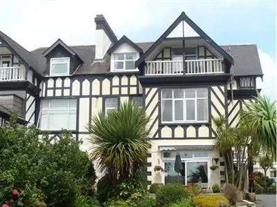 Tudor Court Bed & Breakfast Falmouth