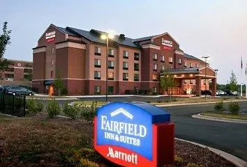 Fairfield Inn & Suites Charlotte Matthews