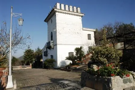 B&B La Torretta Bianca (The Little White Tower)