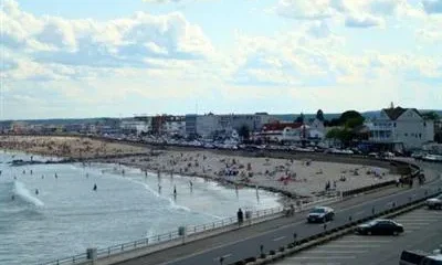 Atlantic Breeze Suites