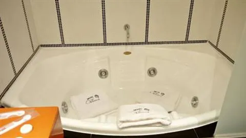 V Hotel Arroyomolinos