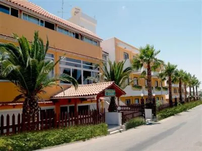 Sunny Days Hotel Apartments Tigaki