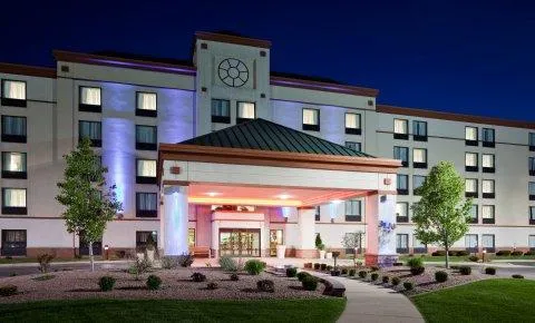 Holiday Inn Express Janesville - I-90 and US Highway 14