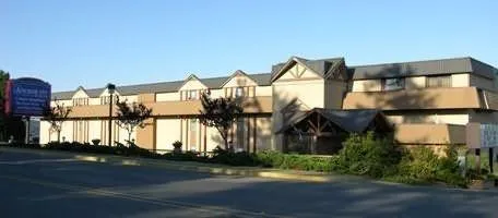 Anchor Inn & Suites