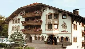Tyrolis Hotel