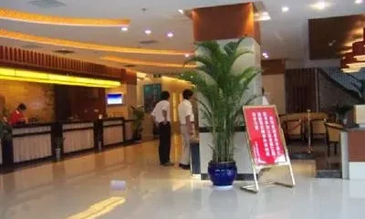 City Holiday Hotel