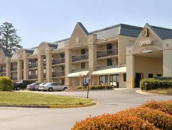 Budgetel Inn & Suites Macon