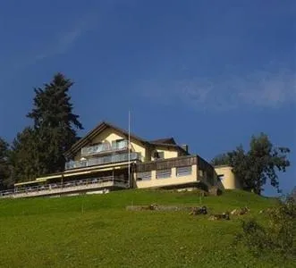 Hotel Roggerli