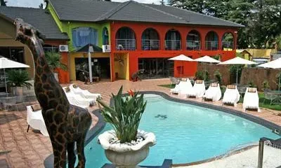 Africa Centre Airport Leisure Hotel & Guest Lodge