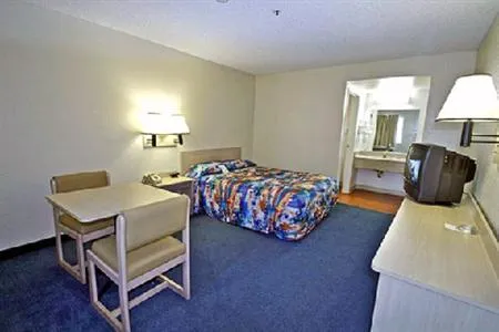 Motel 6 Reno Airport Sparks