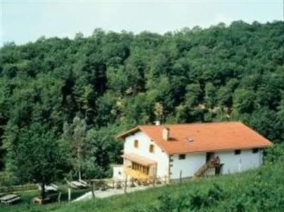 Peruskenea Hotel Basabarua