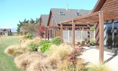 Lake Wanaka Villas at Heritage Village Country Resort