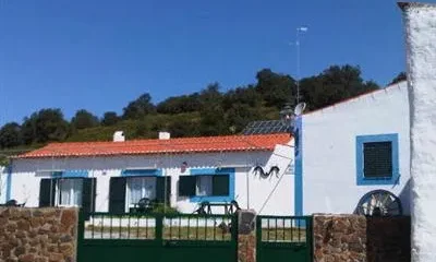 Monte Dos Nascedios Mertola