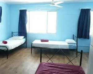 Reef Backpackers Hostel Cairns