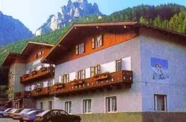 Hotel Bernard Pozza di Fassa