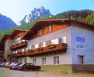 Hotel Bernard Pozza di Fassa