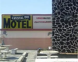 Crystal Inn Motel Holiday