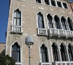 Hotel Pesaro Palace