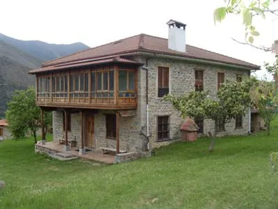 Casa Rural Los Llares