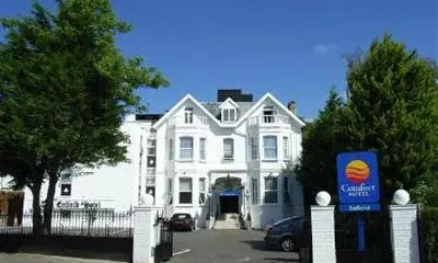 Comfort Hotel Enfield