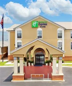 Holiday Inn Express Hotel & Suites North Little Rock