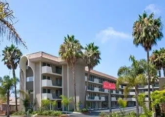 Ramada Oceanside