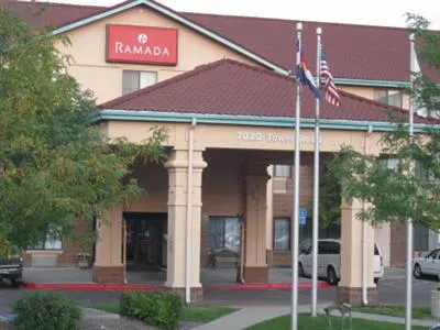 Ramada Inn & Suites Denver International Airport