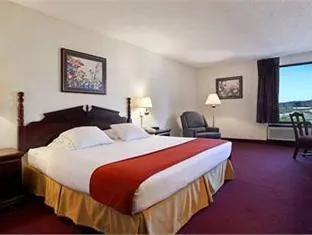 Holiday Inn Express Chillicothe East